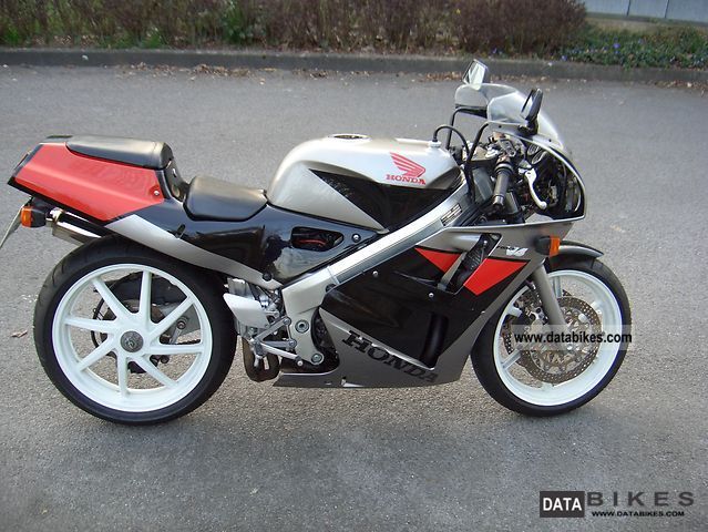 Honda Vfr 400 Nc 30