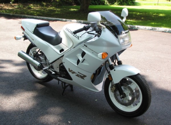 Honda Vfr 700