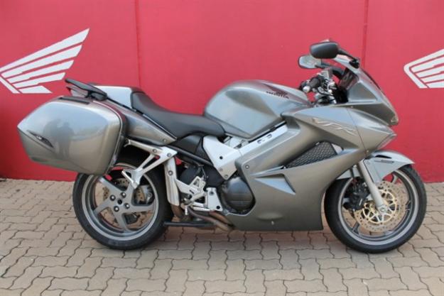 Honda Vfr 800 Vtec