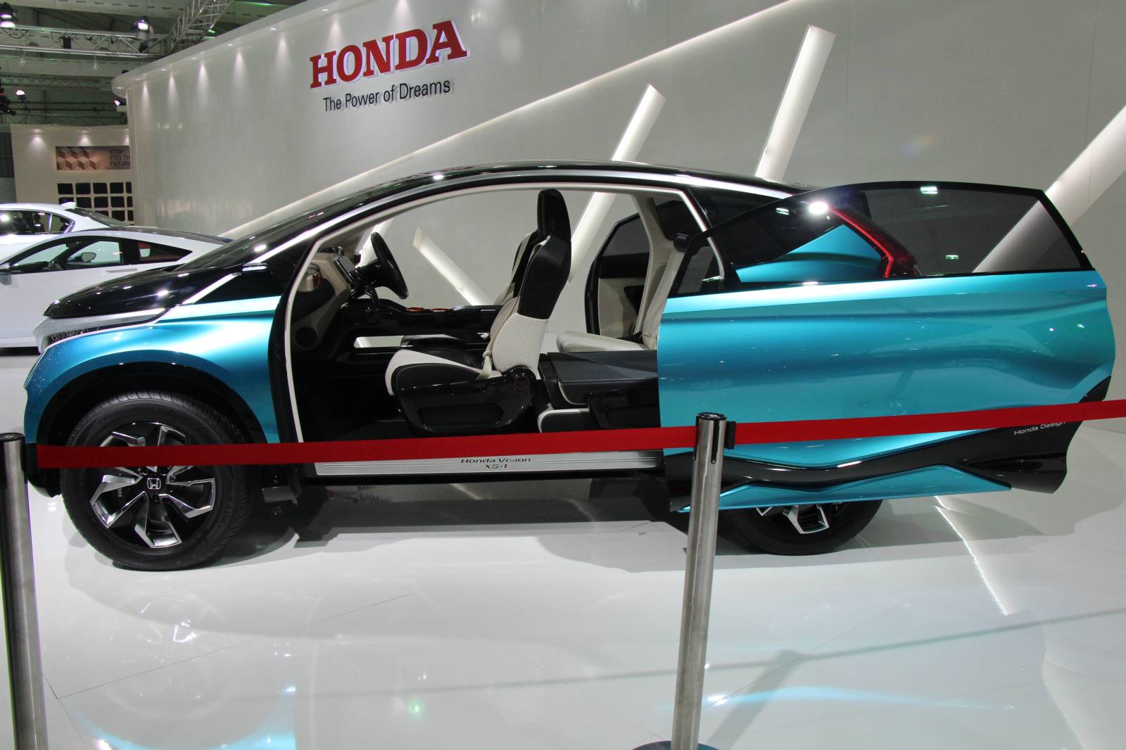 Honda Vision Xs 1