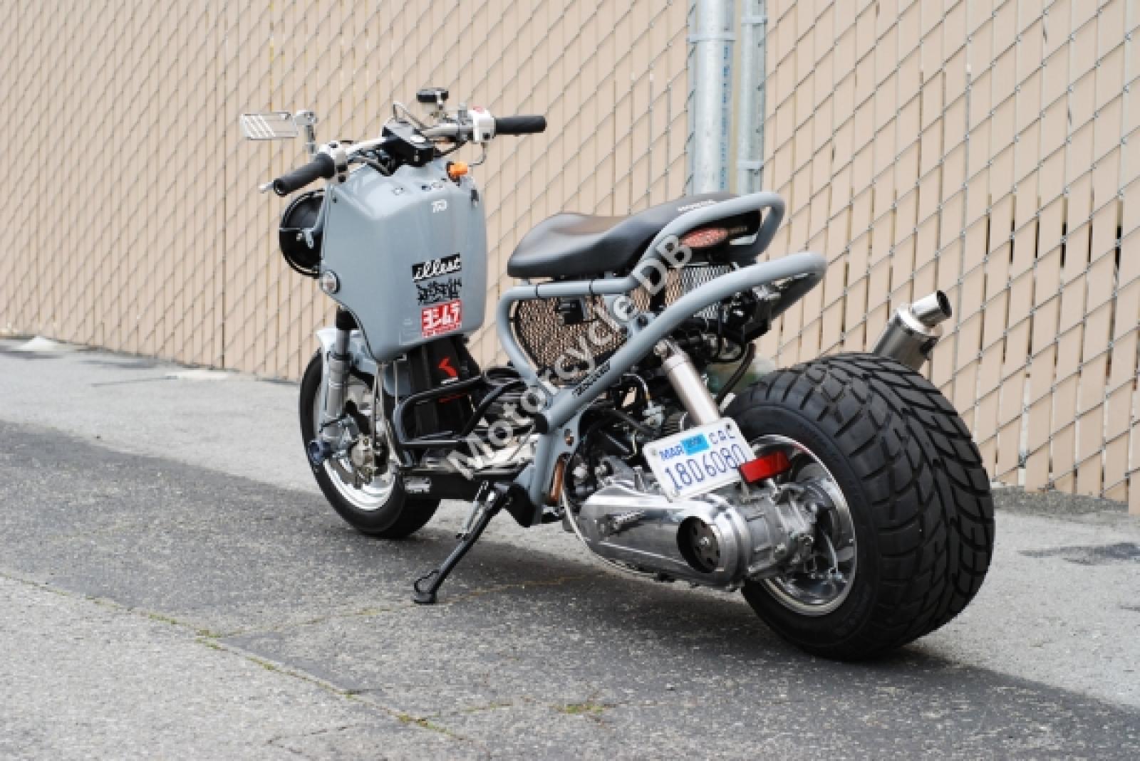 Honda Zoomer Scooter