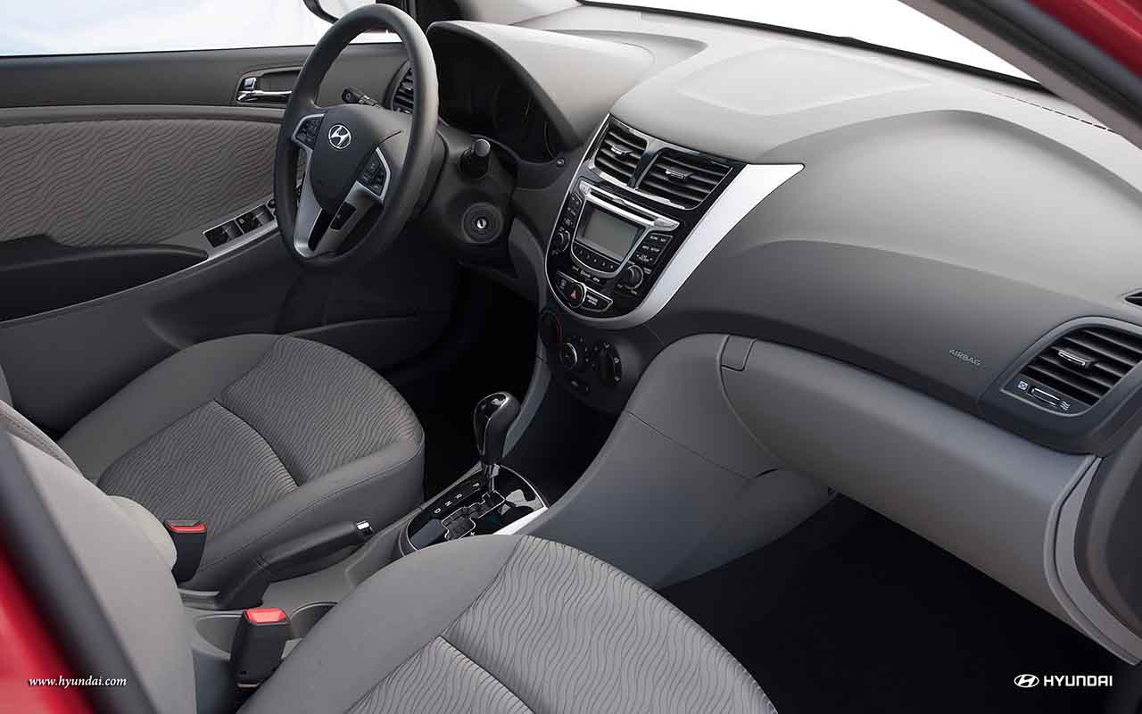 Hyundai Accent 13