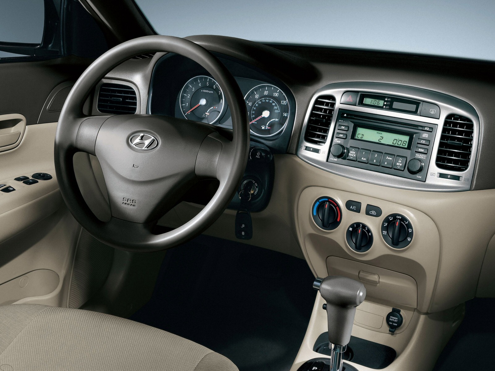 Hyundai Accent 13