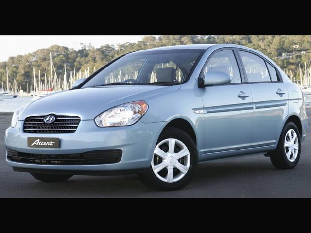 Hyundai Accent 15