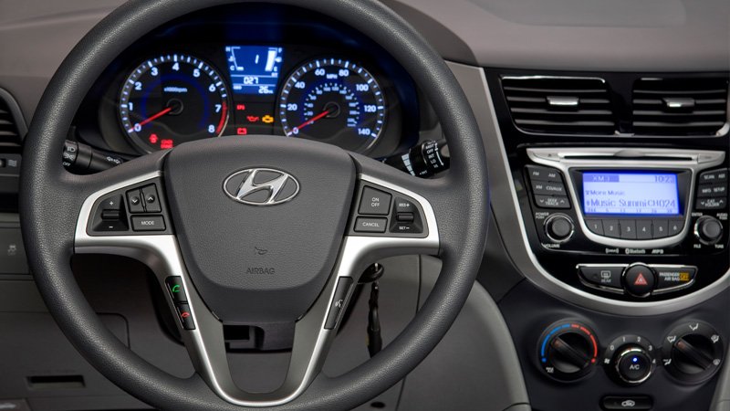 Hyundai Accent 2012