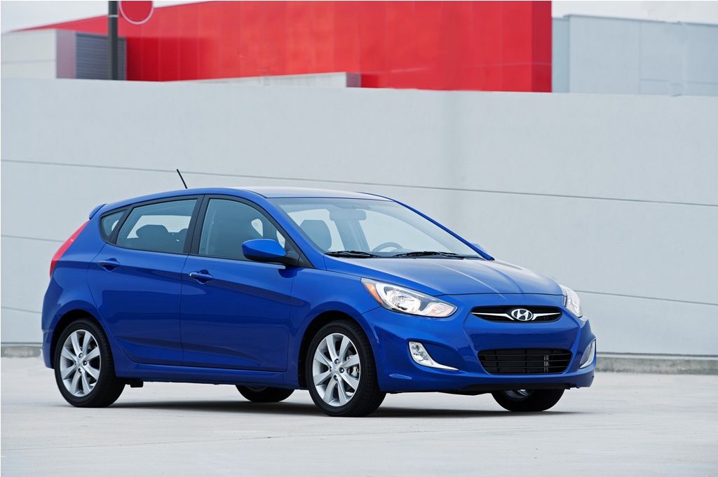 Hyundai Accent 4 Door Hatchback