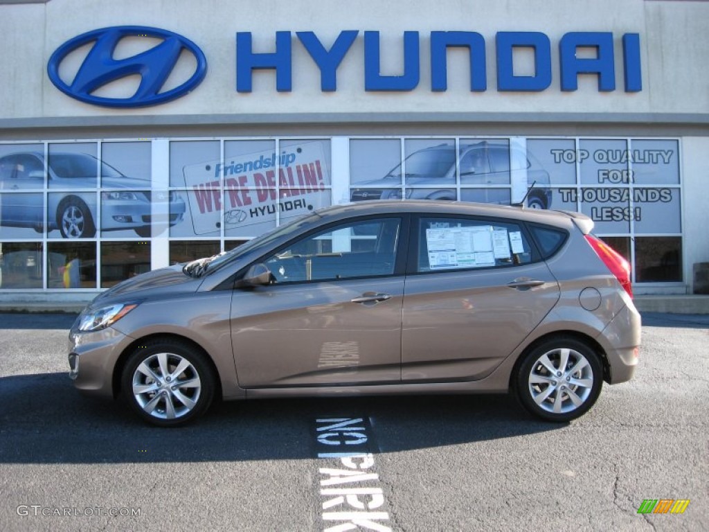 Hyundai Accent 5 Door