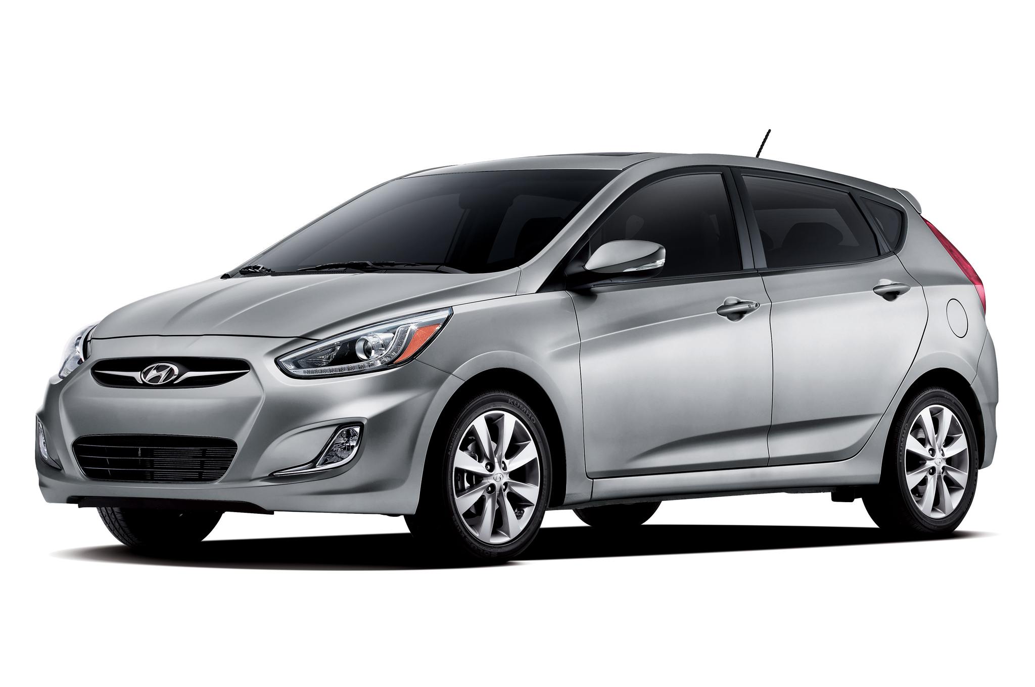 Hyundai Accent 5 Door
