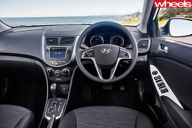 Hyundai Accent Active Sedan