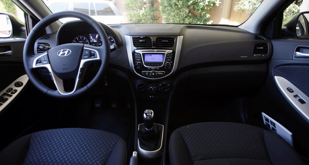Hyundai Accent At
