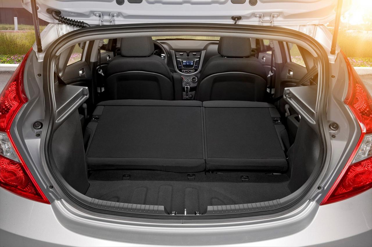 Hyundai Accent At