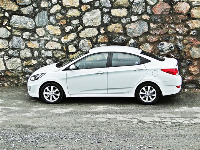 Hyundai Accent Blue