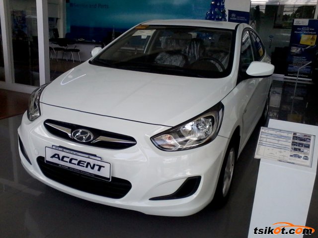 Hyundai Accent E