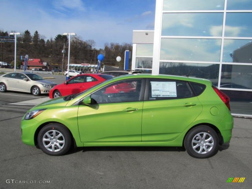 Hyundai Accent Green