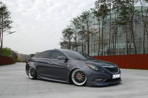 Hyundai Accent Lowered