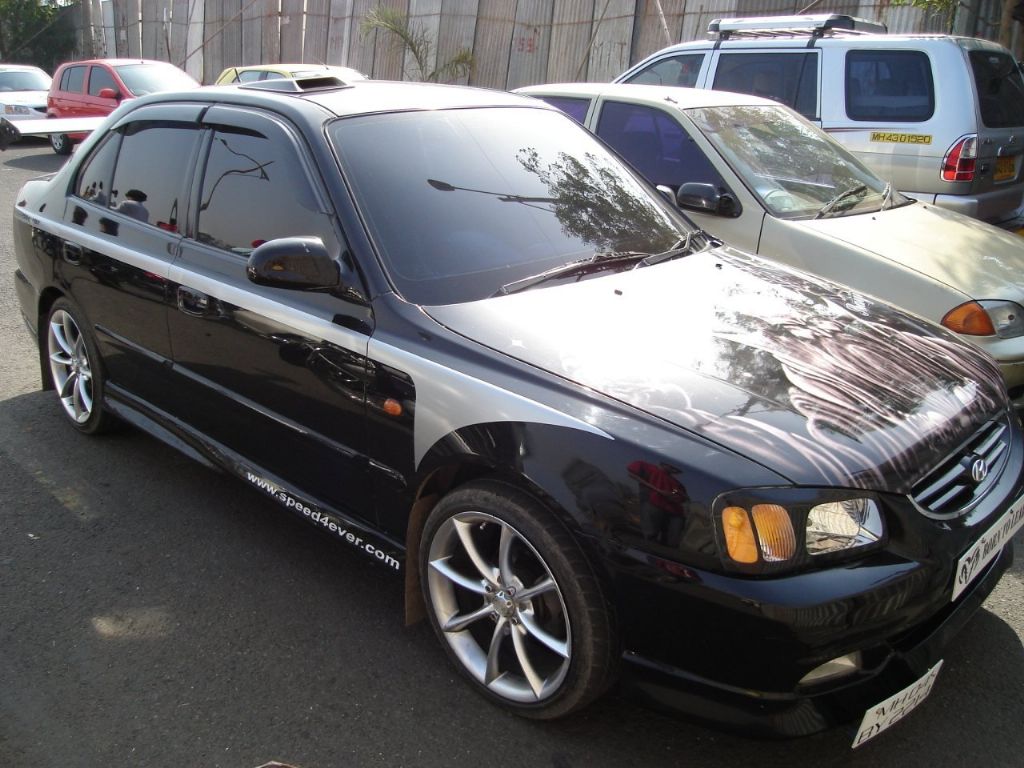 Hyundai Accent Modified