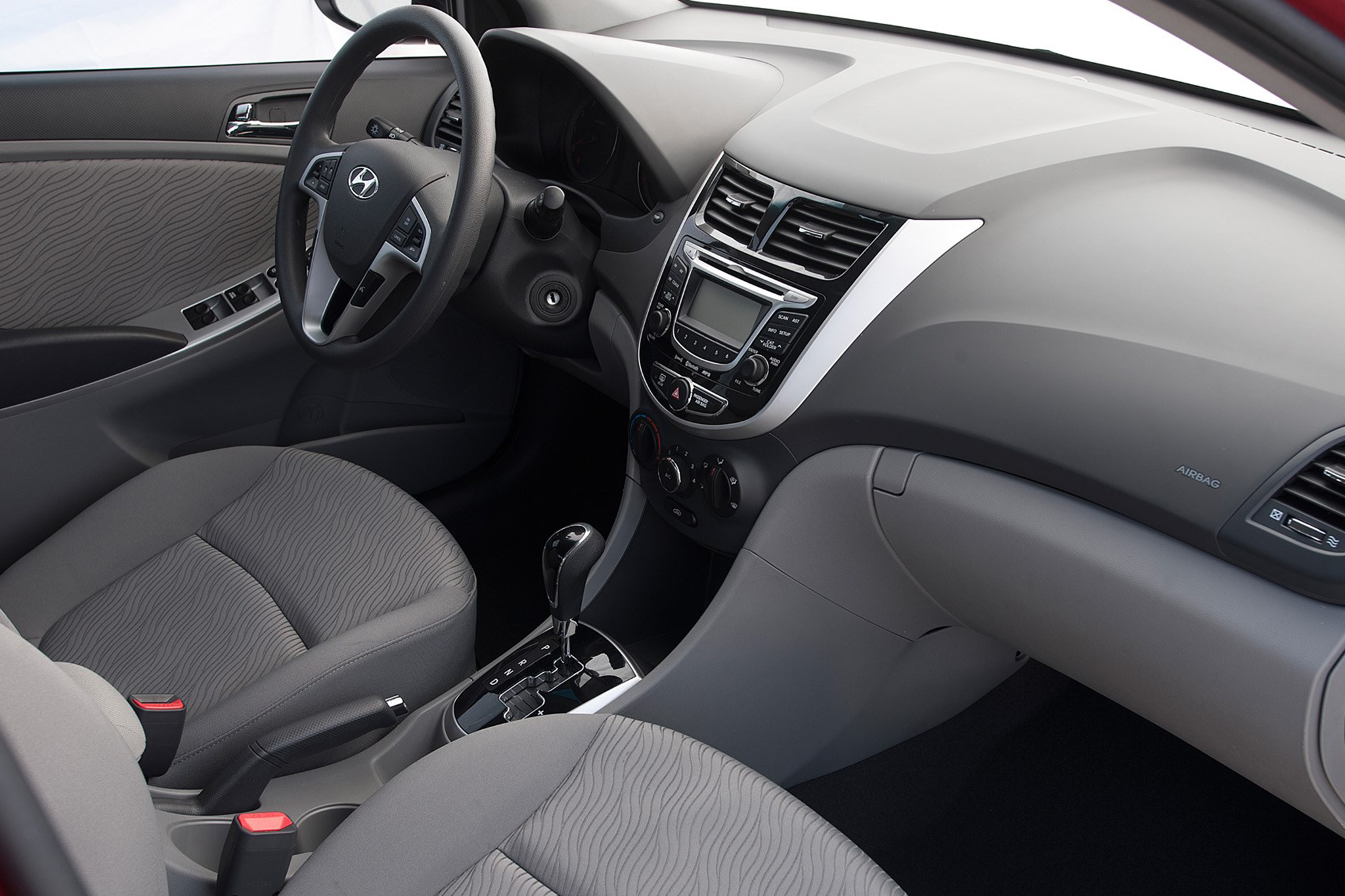 Hyundai Accent Se