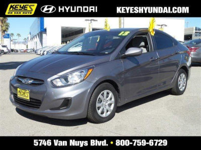 Hyundai Accent Van