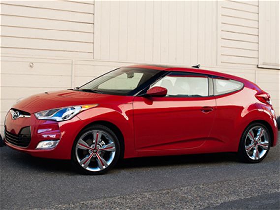 Hyundai Accent Veloster Red