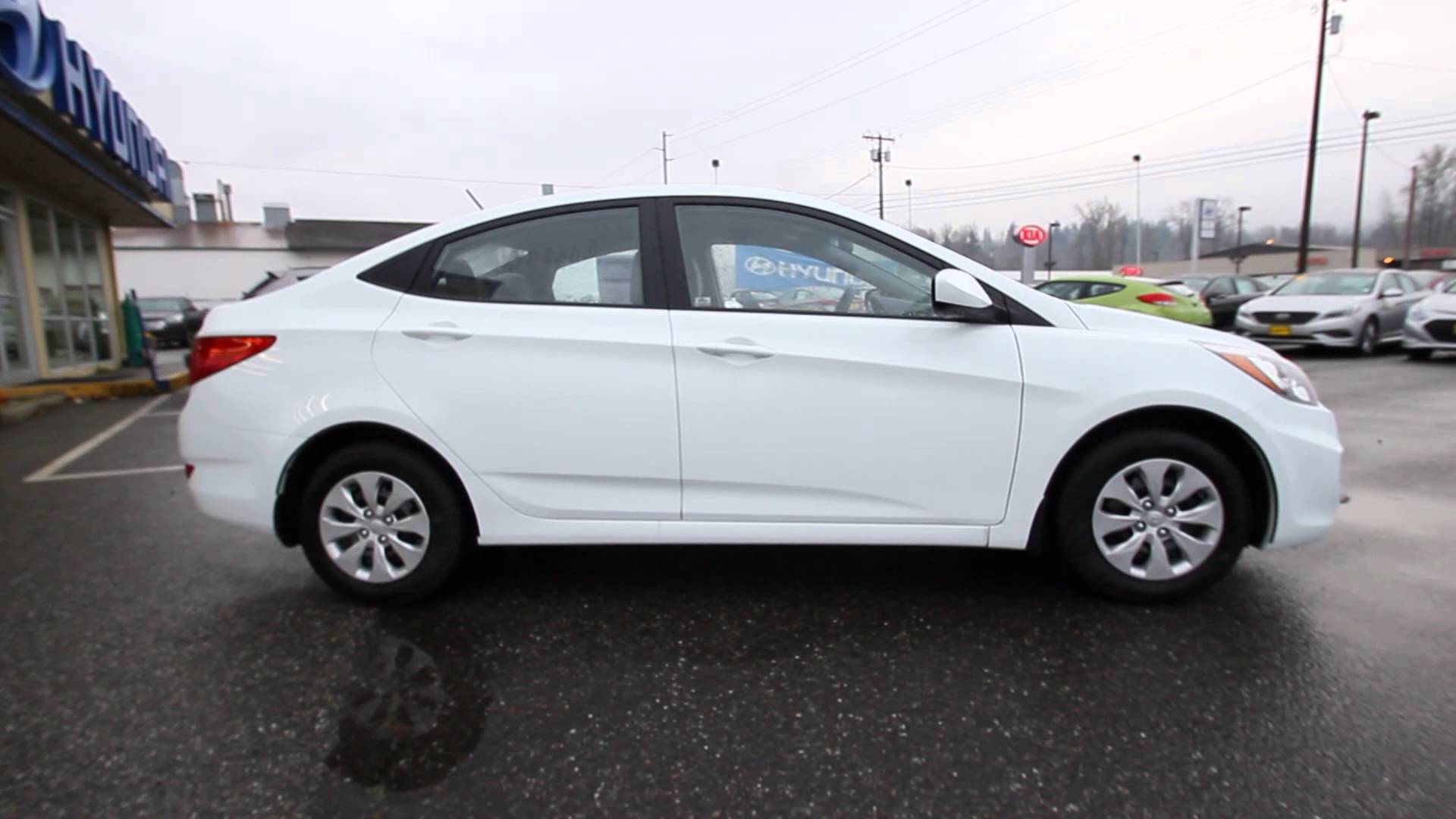 Hyundai Accent White 2015