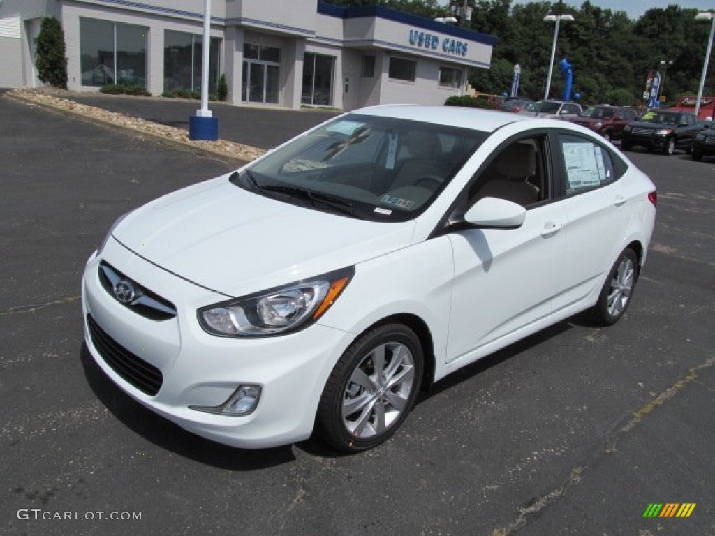 Hyundai Accent White