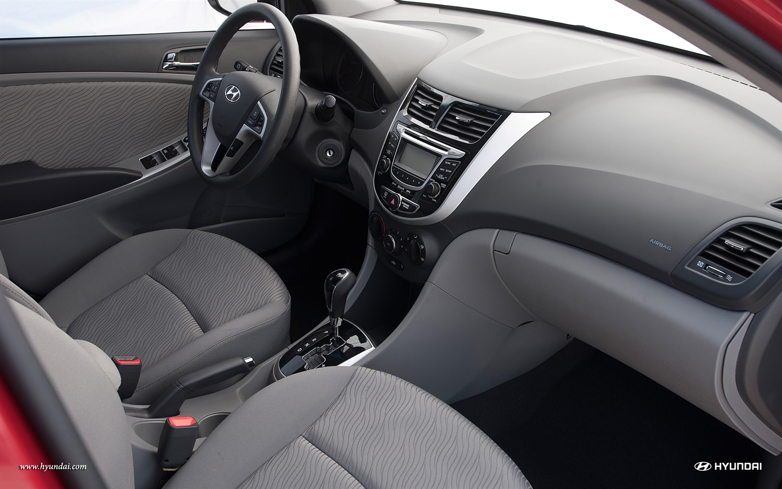 Hyundai Accent White