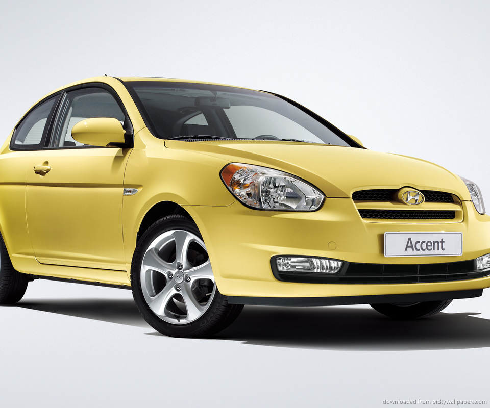 Hyundai Accent Yellow