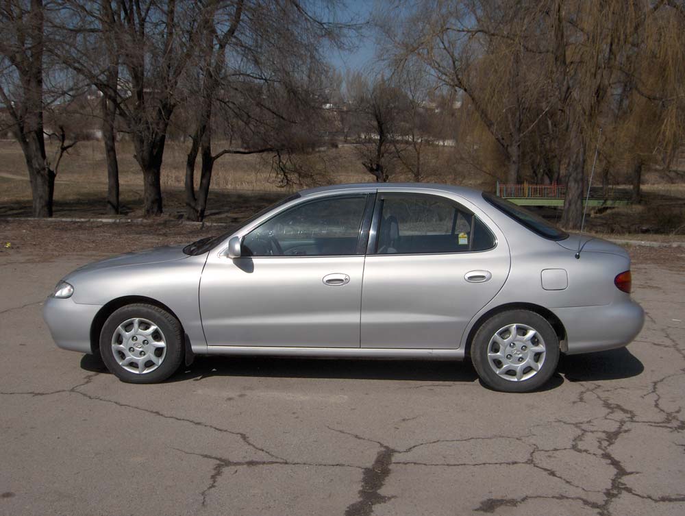 Hyundai Avante 1998