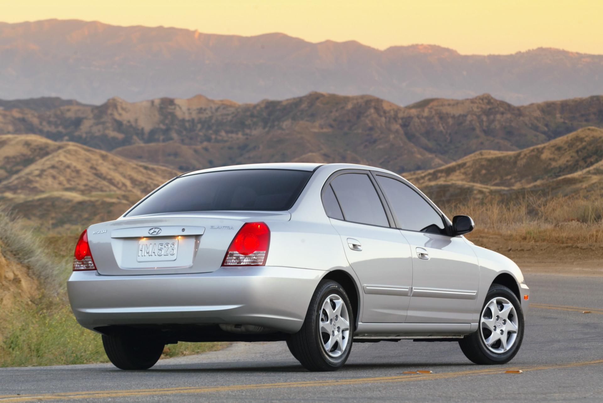 Hyundai Avante 2005