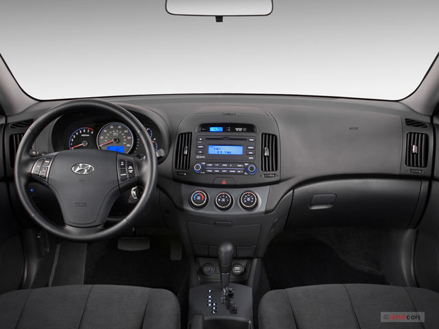 Hyundai Avante 2009