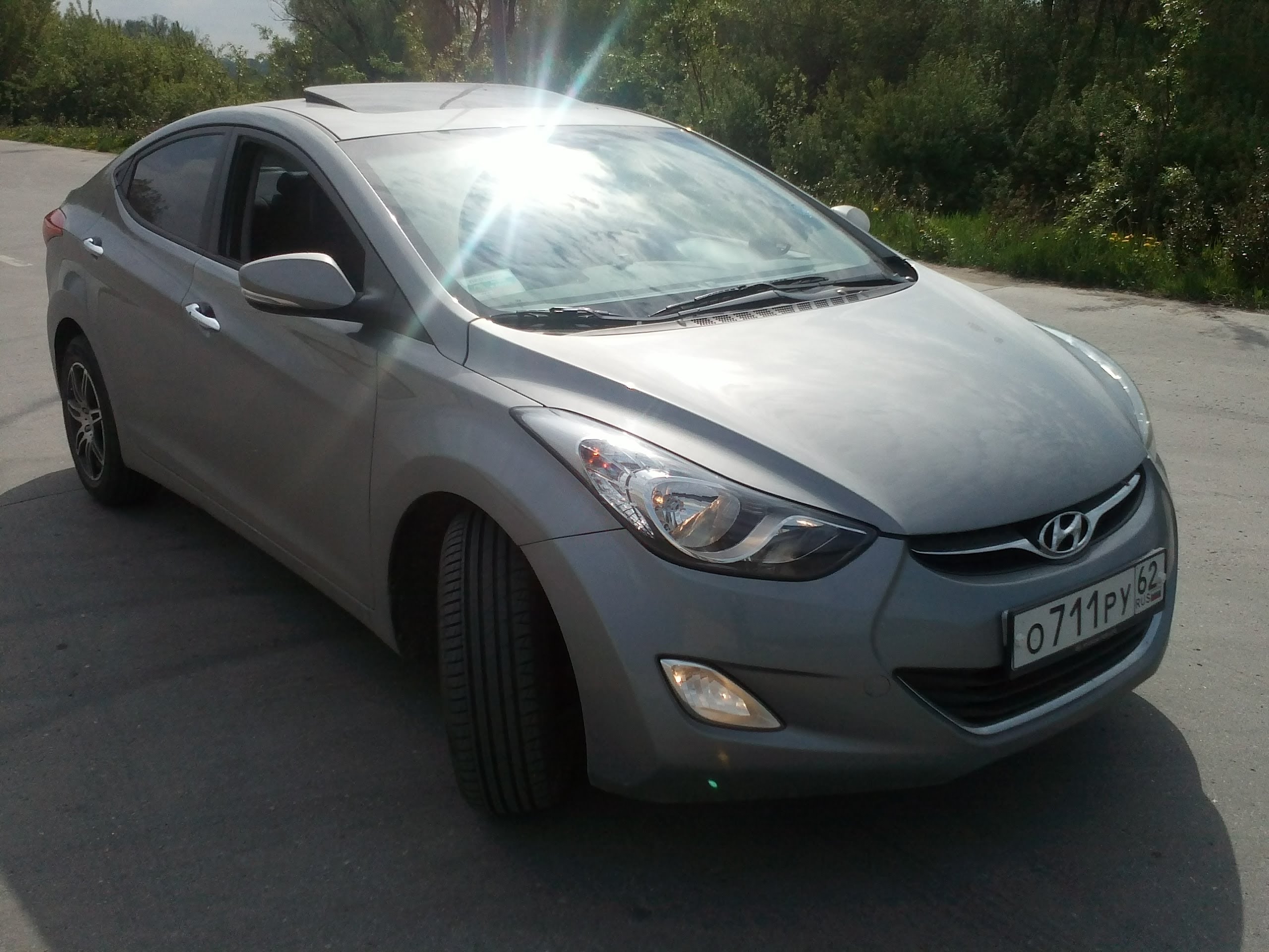 Hyundai Avante 2012