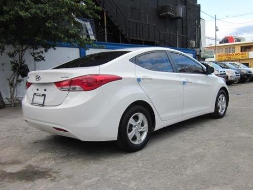 Hyundai Avante 2012