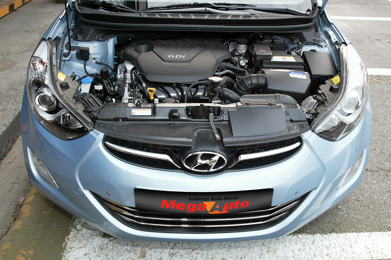 Hyundai Avante Gdi