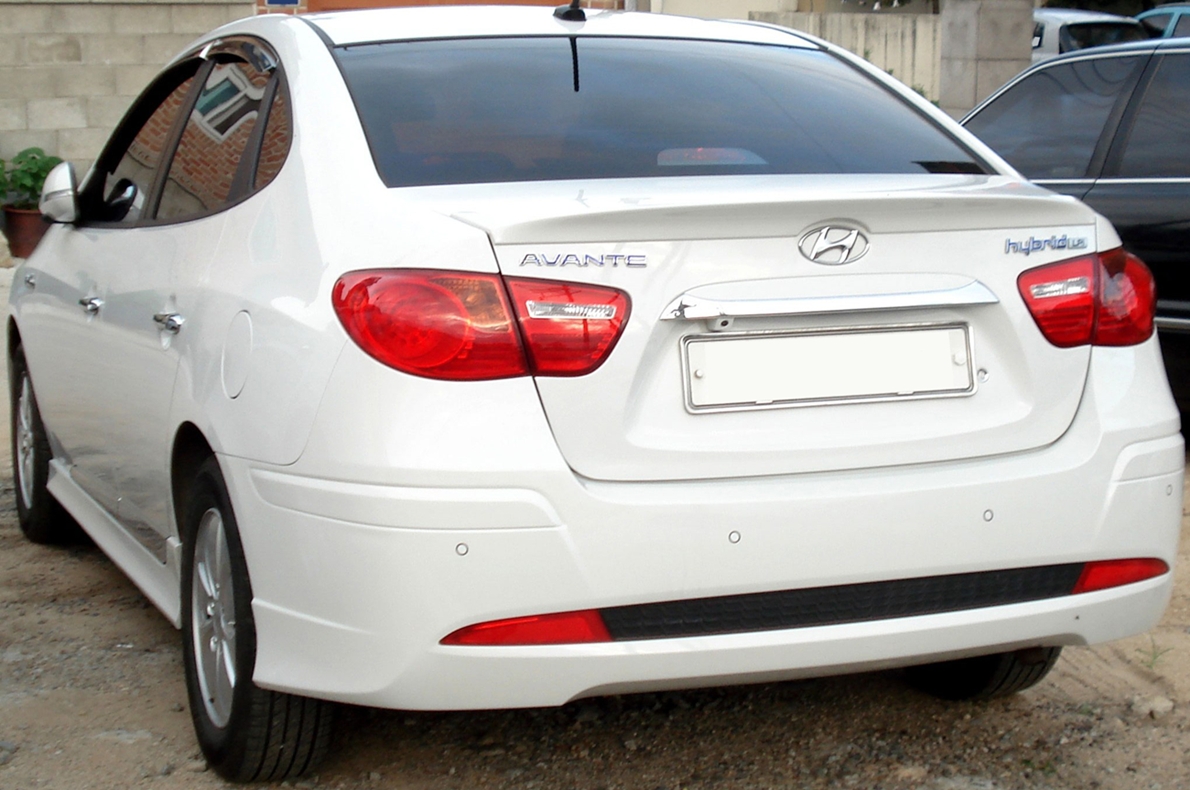 Hyundai Avante Hybrid