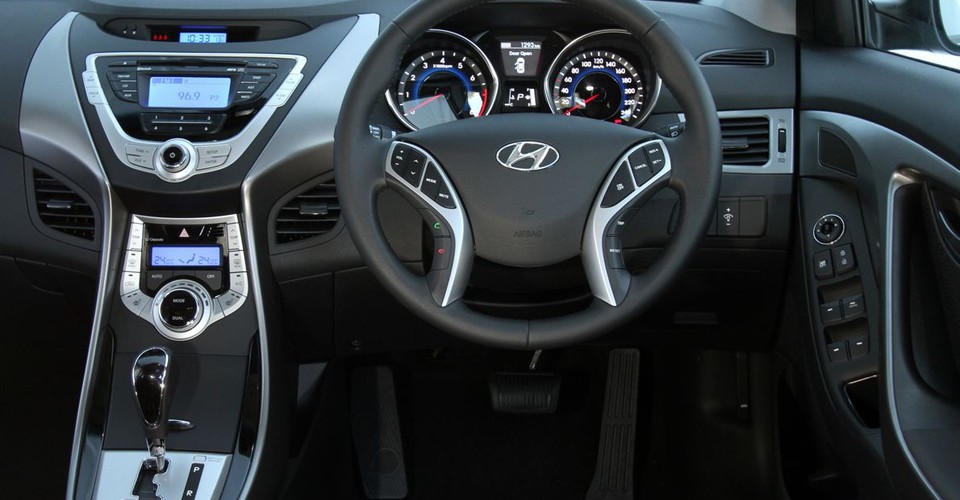 Hyundai Avante Md 2012