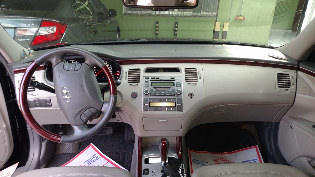 Hyundai Azera 3.3._