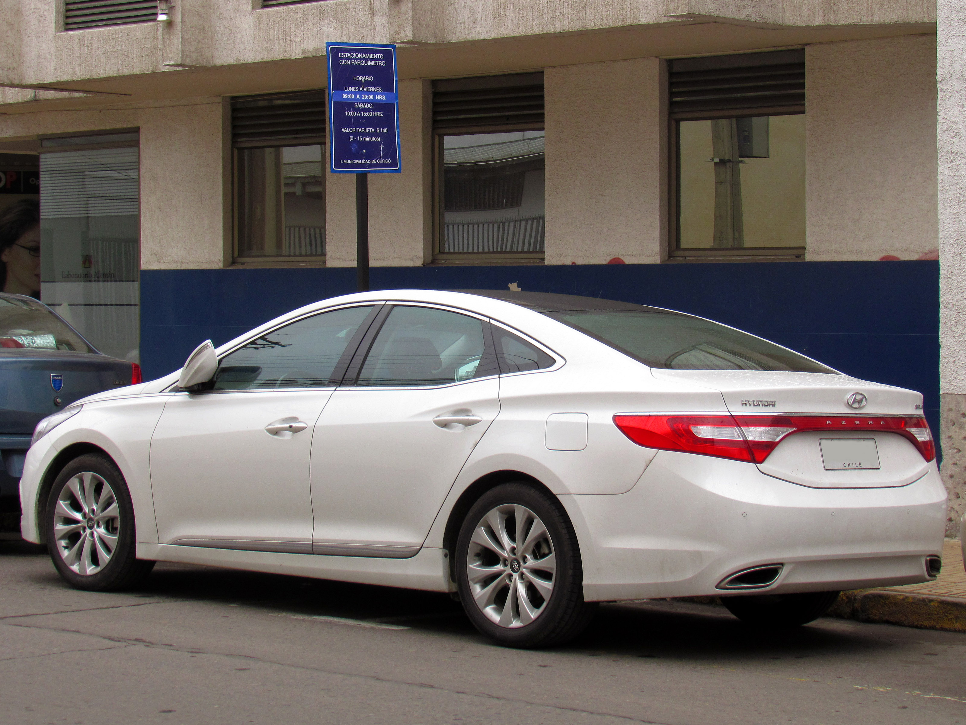 Hyundai Azera