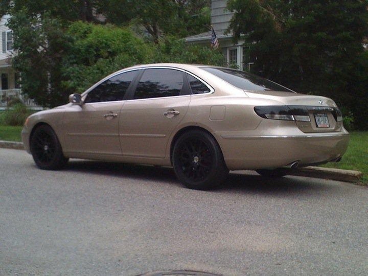Hyundai Azera Custom