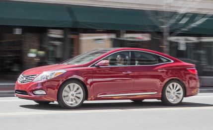 Hyundai Azera Red