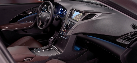 Hyundai Azera White