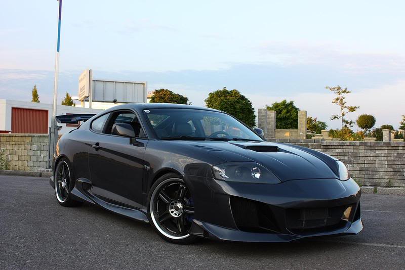 Hyundai Coupe Modified