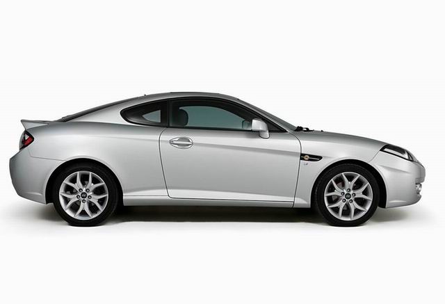 Hyundai Coupe Silver