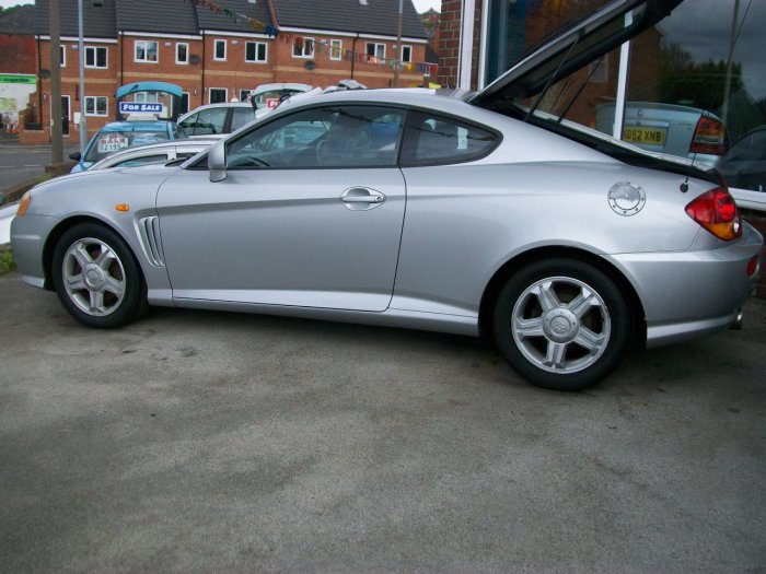 Hyundai Coupe Silver