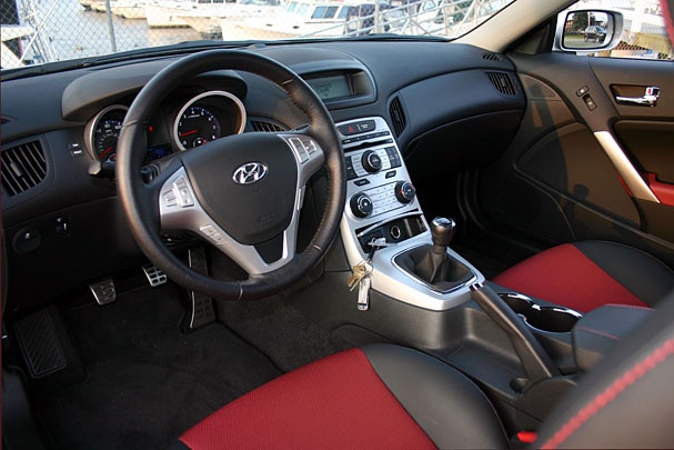 Hyundai Coupe Stance