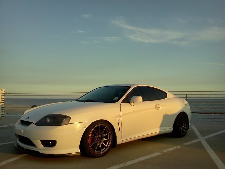 Hyundai Coupe Stance