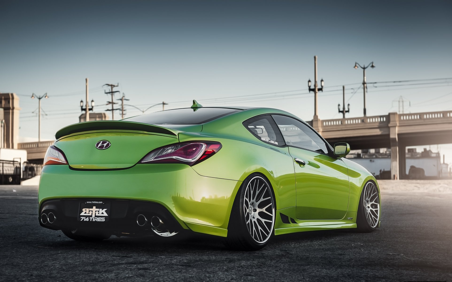 Hyundai Coupe Stance