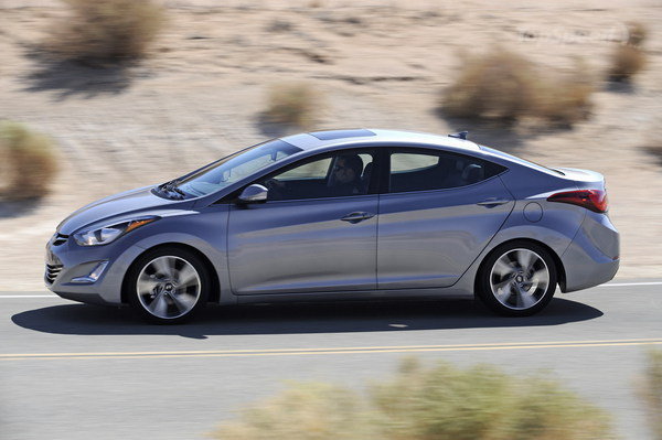 Hyundai Elantra 16