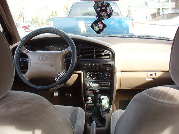 Hyundai Elantra 1995