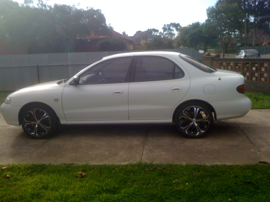 Hyundai Elantra 1996