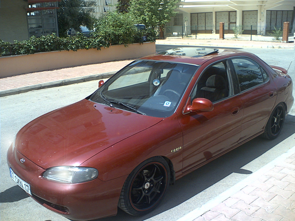 Hyundai Elantra 1996